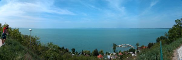 Balatonvil&aacute;gos
